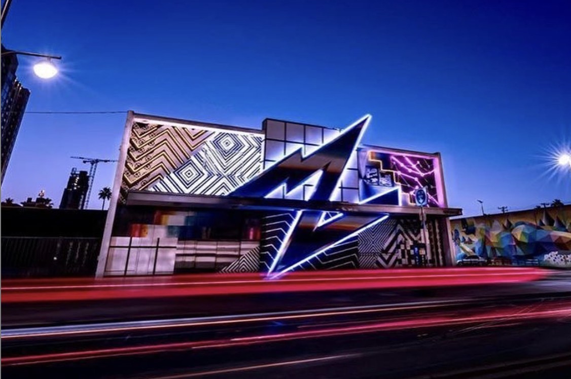 Felipe Pantone 3D Mural