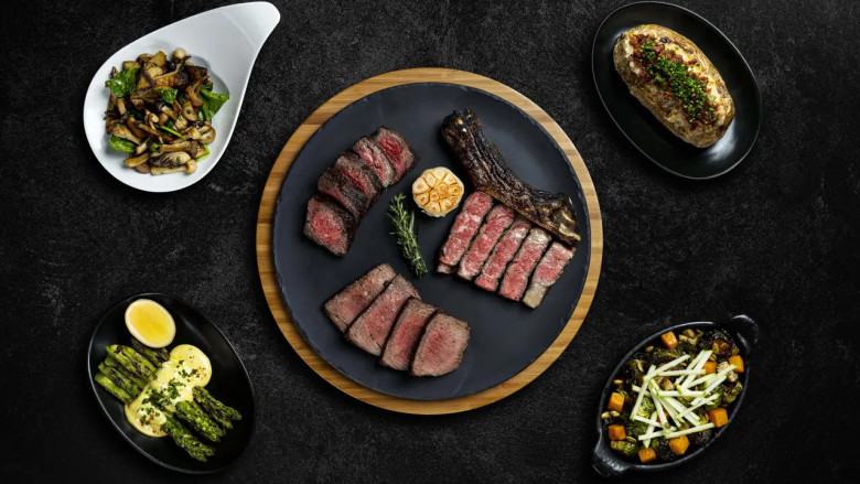 🥩 Signature Dining and Drink Specials