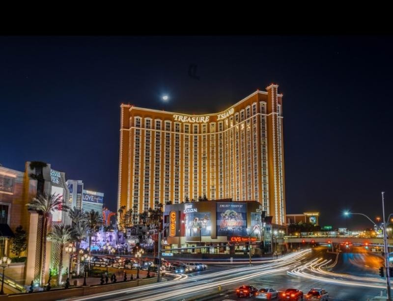 5 Best Places to Play Blackjack in Vegas