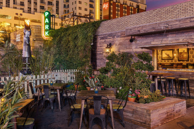 5 Trendy Restaurants on Fremont Street