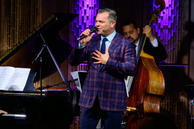 Jazz, Wine and Thanksgiving Vibes: Vic’s Las Vegas Turns Up the Heat This November