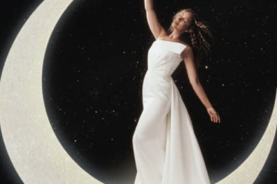 'LEONA LEWIS - A Starry Night' at VOLTAIRE