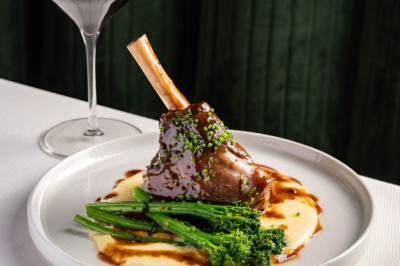 High Steaks Atop the Rio Hotel Announces New Hours and Pre-Theater Menu Launch