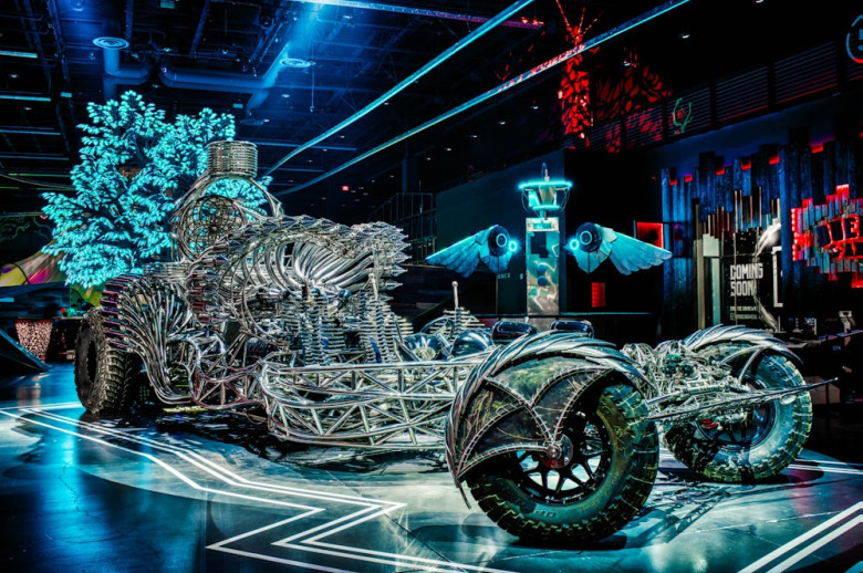 Valyrian Steel by Henry Chang