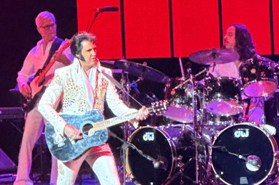 Las Vegas Mixtape v45: Elvis’ Honolulu Bash, Italian Delights, and Catching An ‘80s Wave